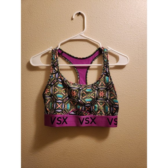 Victoria's Secret Other - Victorias Secret Victoria Sports Bra M Multicolor Geometric THE PLAYER Racerback